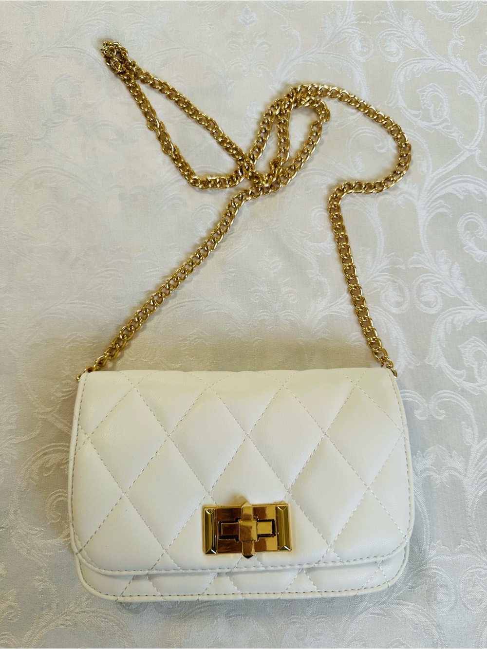 Aldo White Quilted Crossbody Bag with Gold Chain